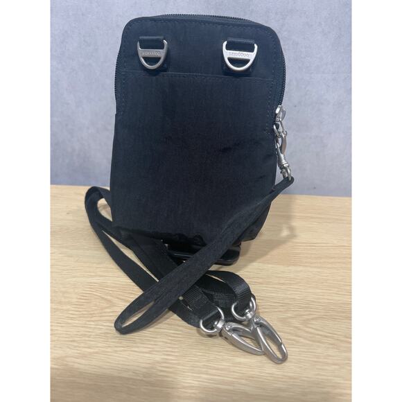 Baggallini Bryant Pouch RFID Anti-Theft Black Crossbody/Waist/Shoulder Bag - Picture 10 of 13